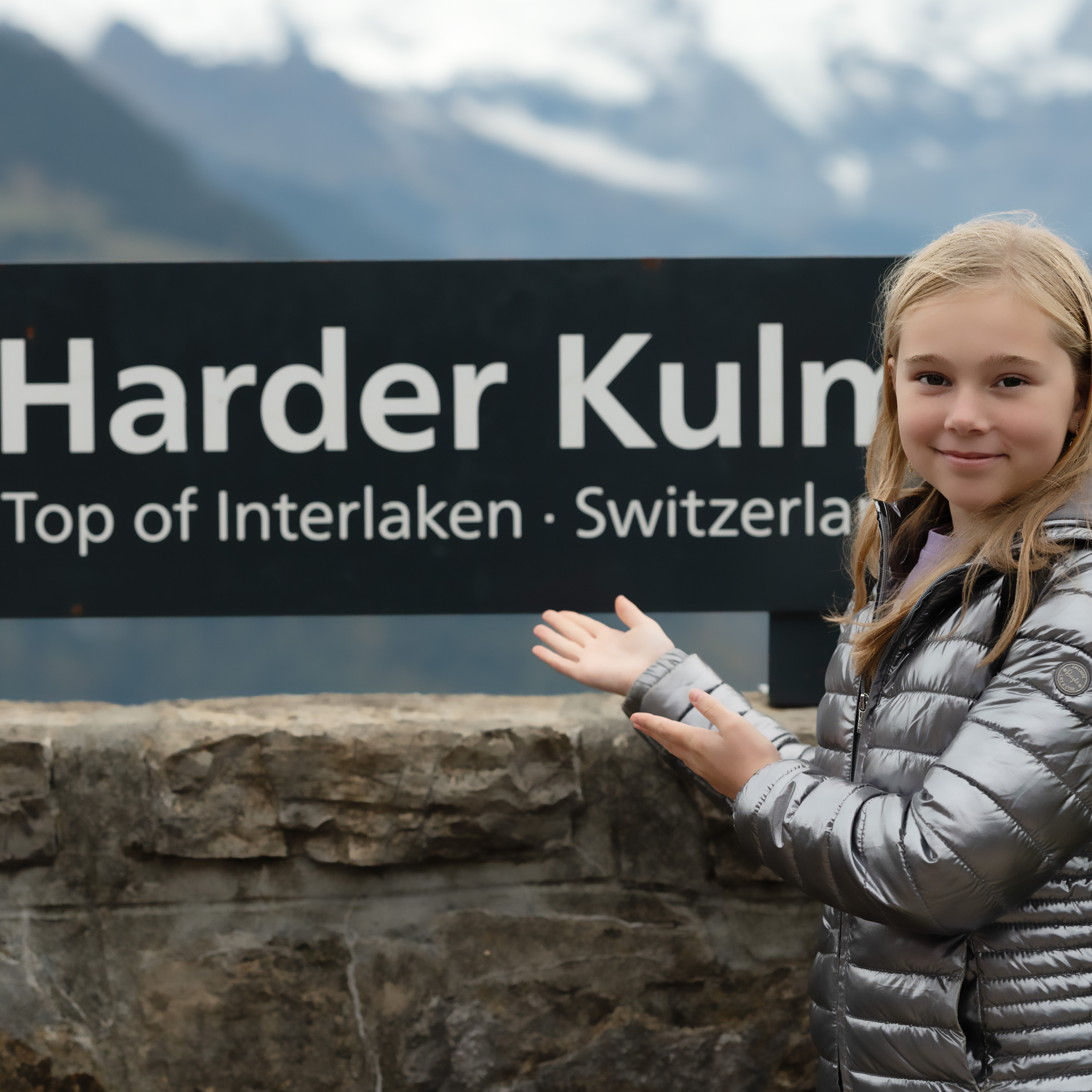 Spektakuläre Hintergrundkulissen: Wander-Fotoshooting